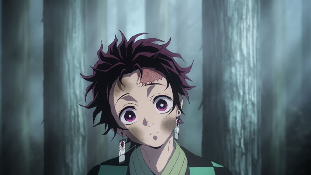 Tanjiro Kamado facing Kokushibo in Demon Slayer